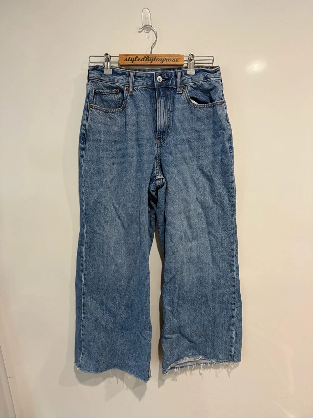 Abercrombie & Fitch Curve Love High Rise Wide Leg Jean